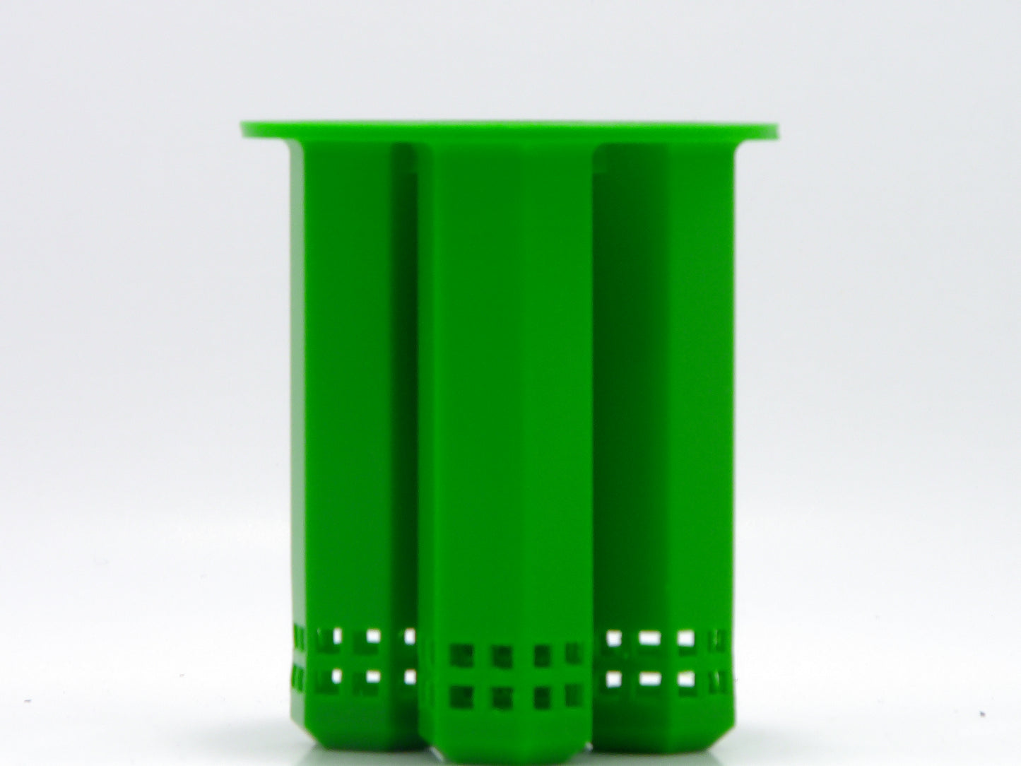 Mason lisse repoussé support de 250ml par Monark Dimension, metalworking tool for metal embossing and shaping.