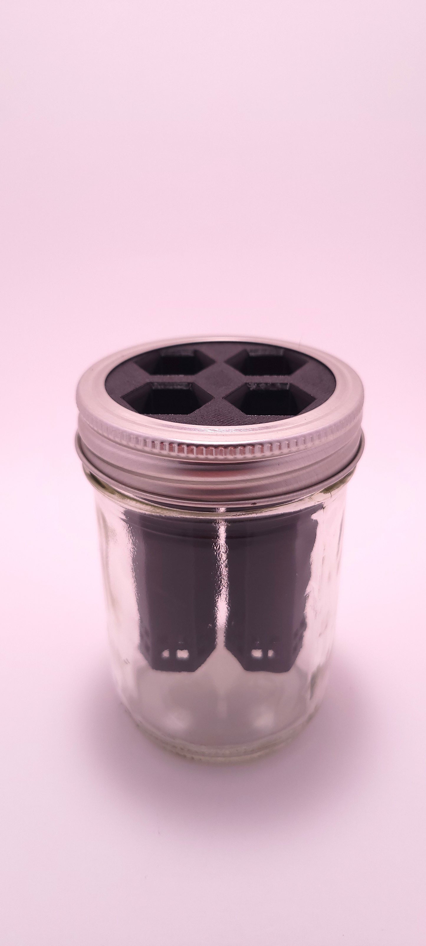 Repousse Mason lisse kit by Monark Dimension, 250ml container with metal tools for embossing and metalworking.
