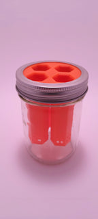 Mason repousse kit Monark Dimension with 250ml lisse product in white container, shown in close-up with bright background.